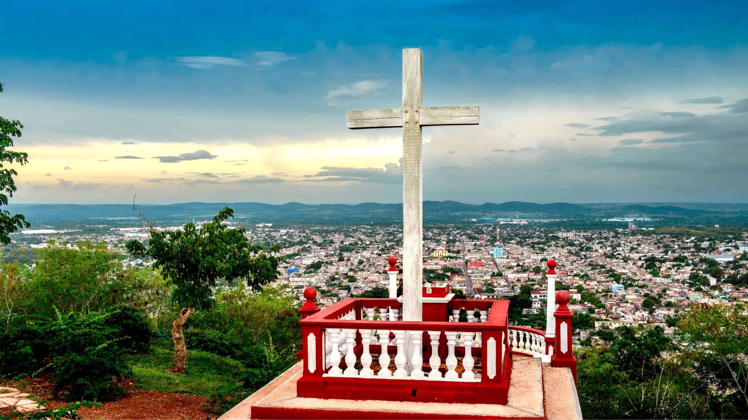 Loma De La Cruz , Holguin , Cuba 