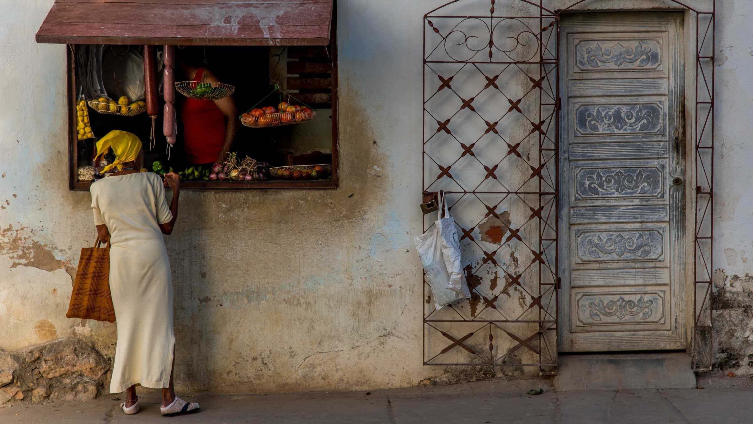 Lady shopping in Trinidad, Cuba 